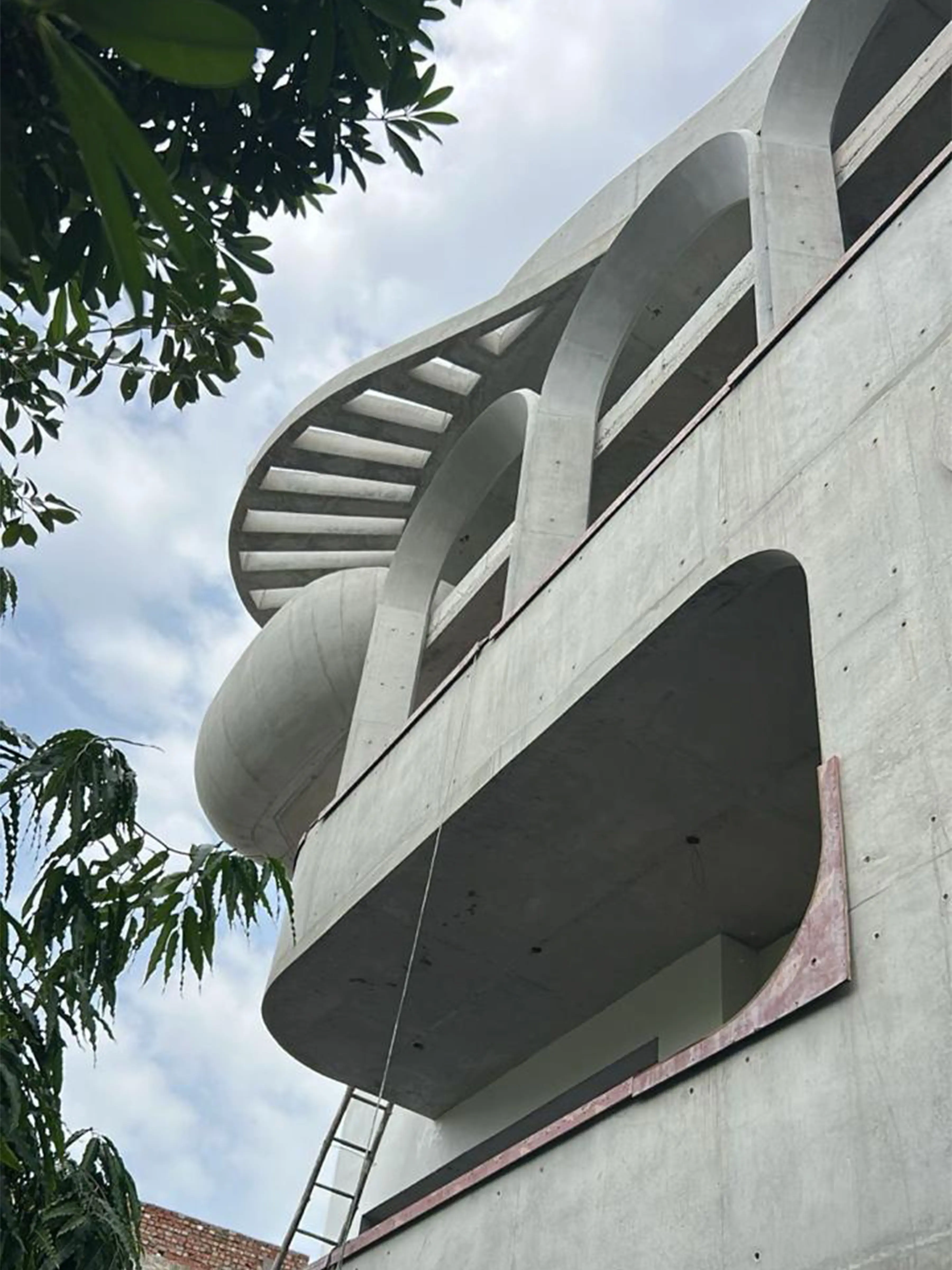 House of Curves