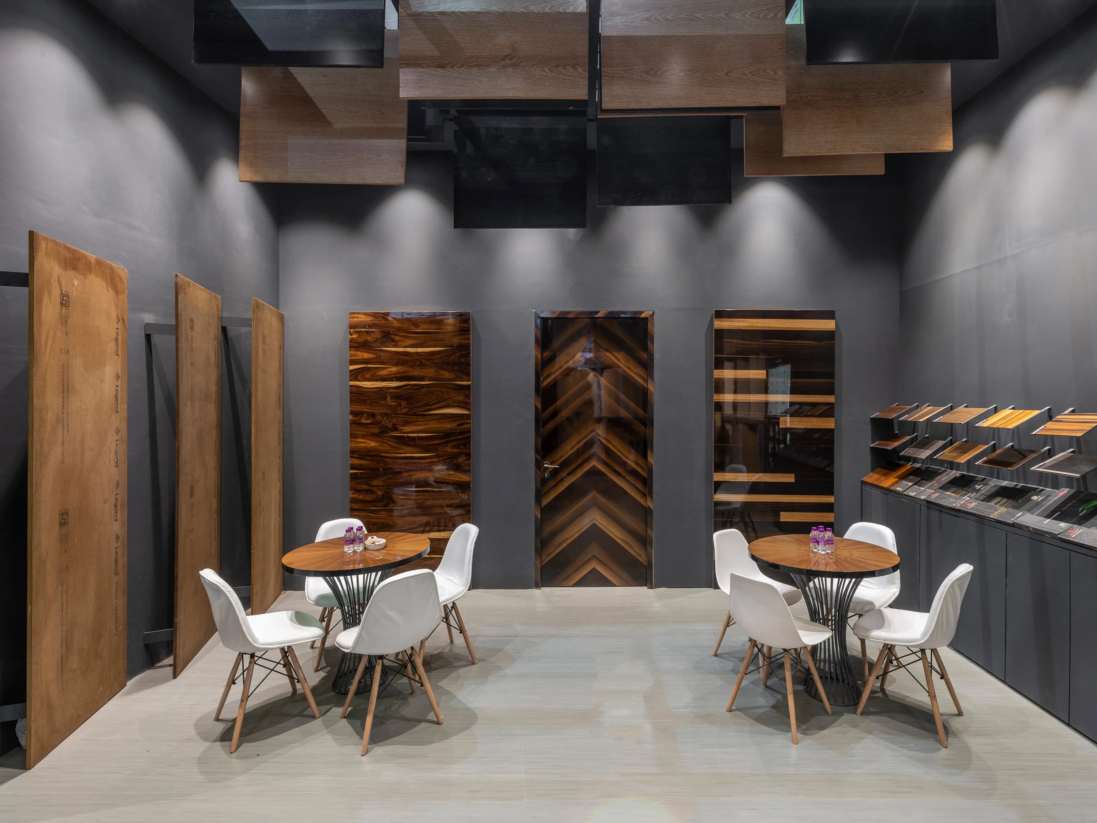 Legend Veneer Exhibition Stall