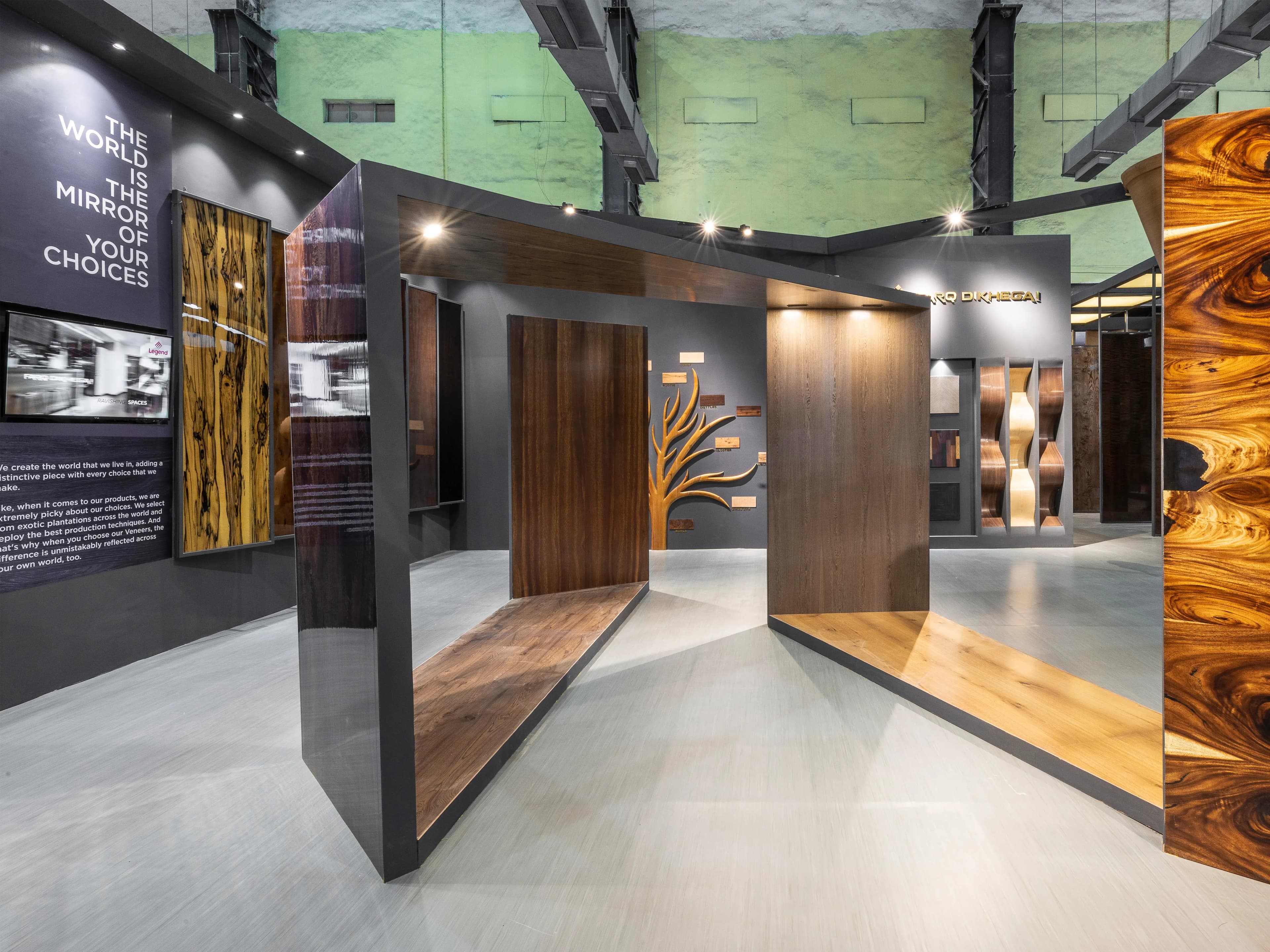Legend Veneer Exhibition Stall