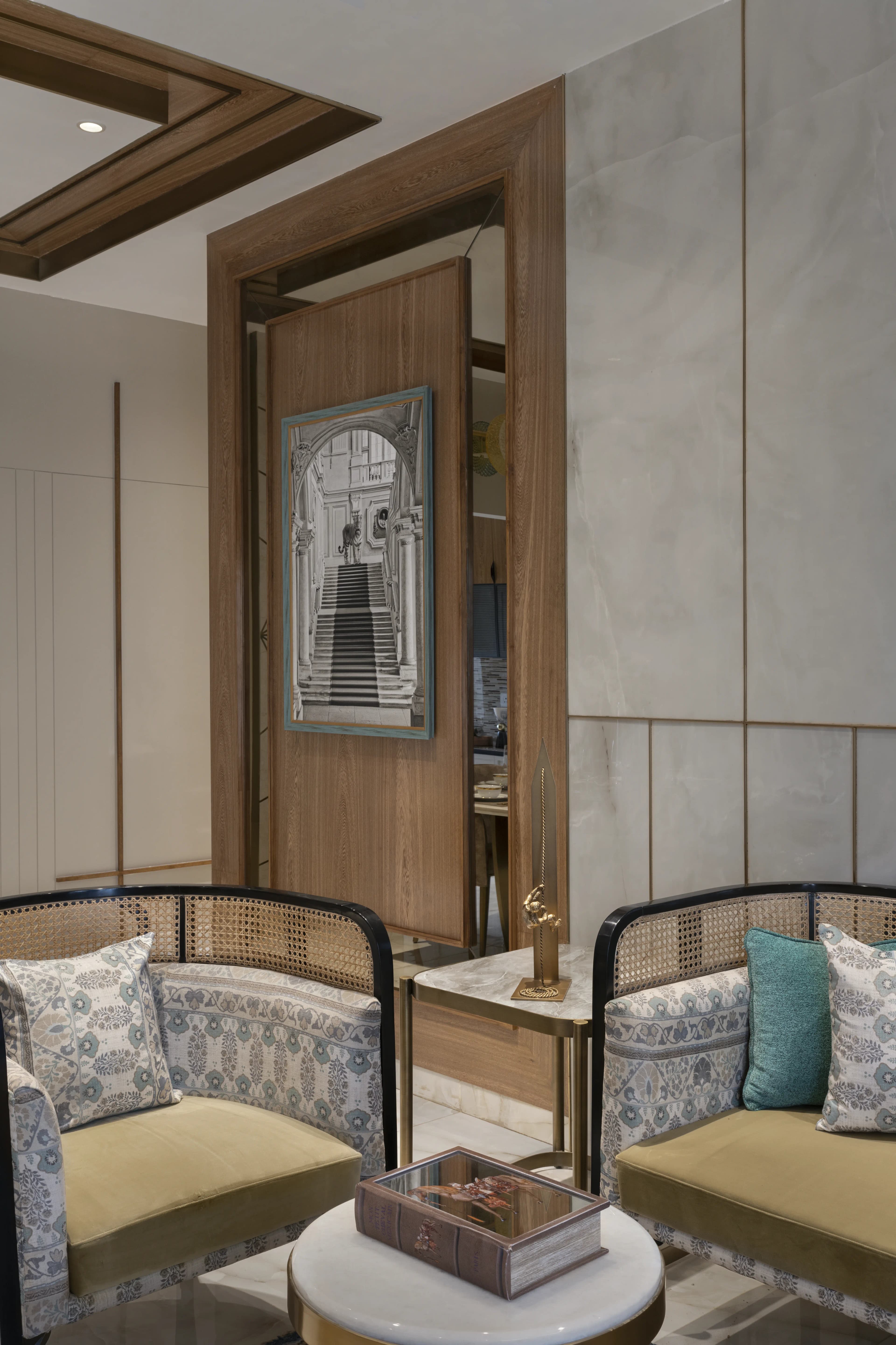 Palette Apartment