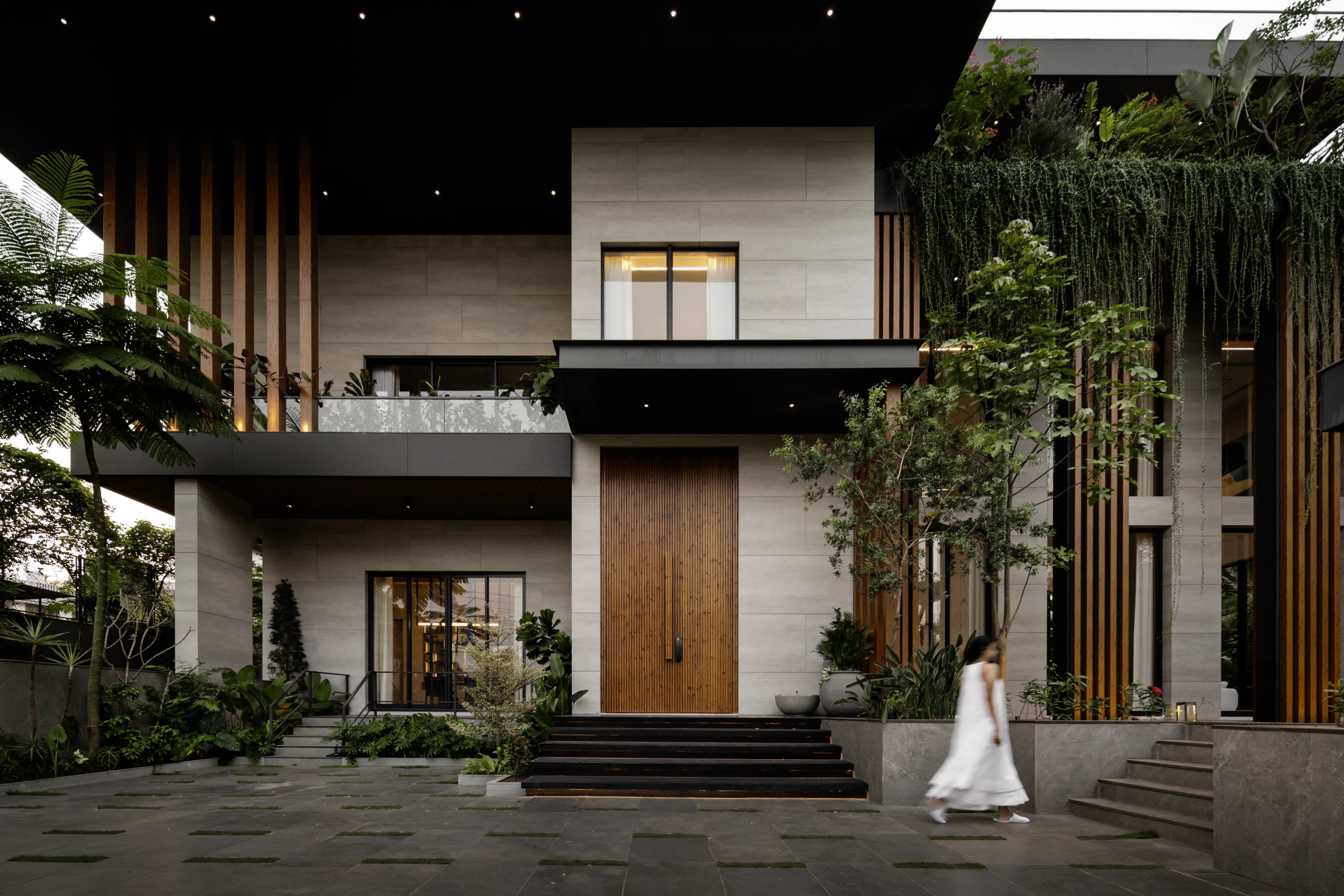 The House of Stepped Gardens