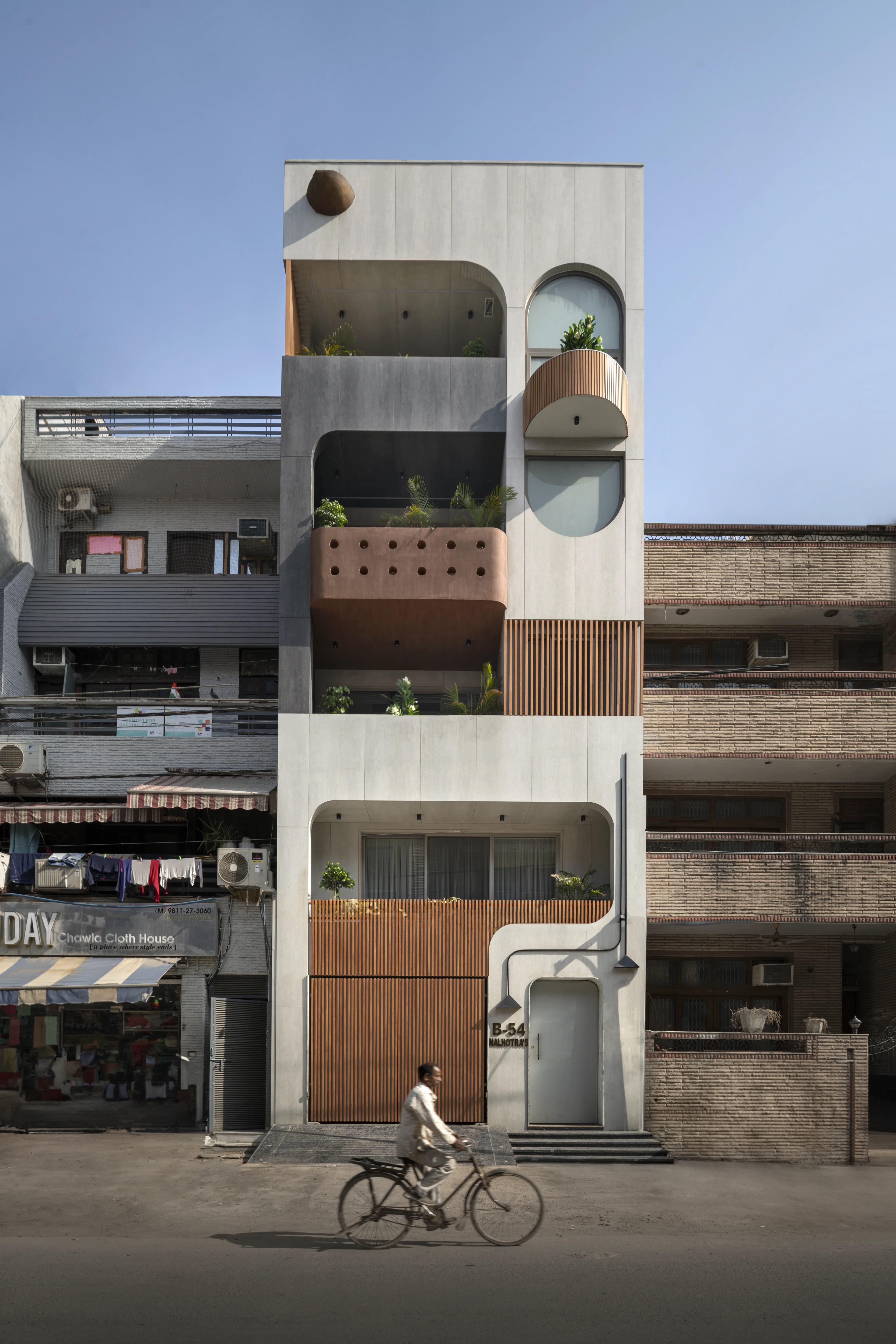 Slender House